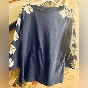 * Talbots Daisy Flower Design Top SZ Large *